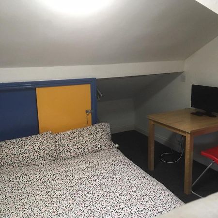 Igloo Backpackers Hostel & Annexe Nottingham Exteriör bild